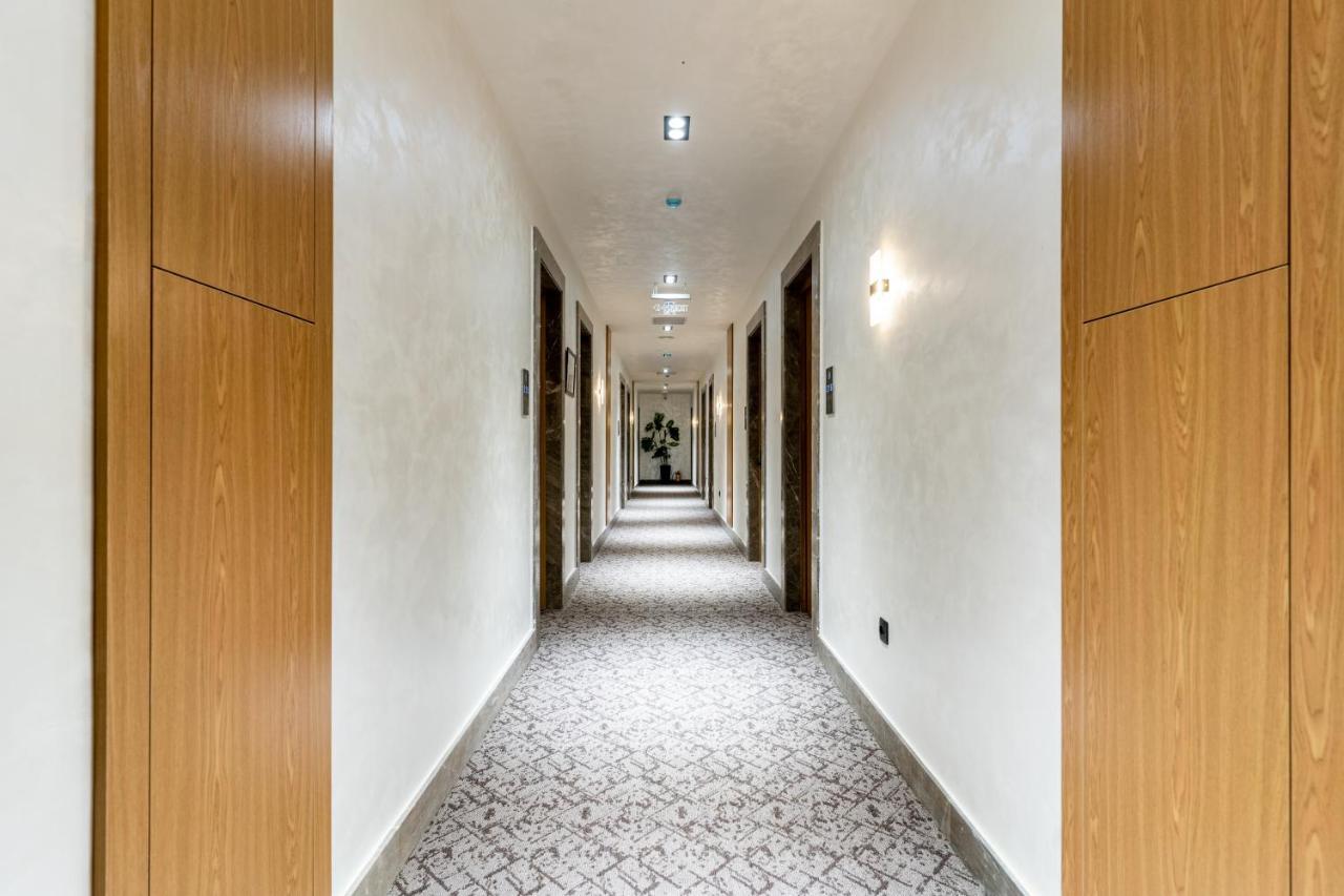 Mirzo Hotel Tashkent Exterior photo